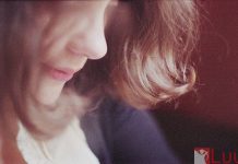 Hãy cứ buồn khi có thể…